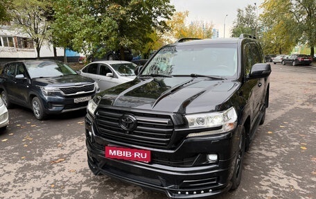 Toyota Land Cruiser 200, 2015 год, 5 800 000 рублей, 6 фотография