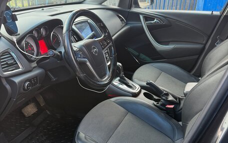 Opel Astra J, 2011 год, 730 000 рублей, 7 фотография