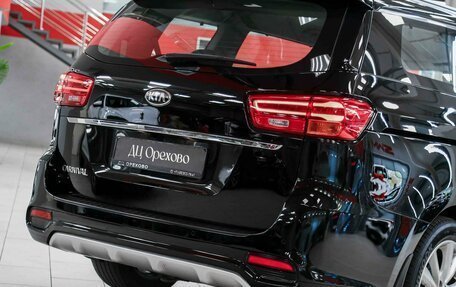 KIA Carnival III, 2018 год, 2 690 000 рублей, 15 фотография