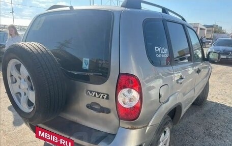 Chevrolet Niva I рестайлинг, 2013 год, 410 000 рублей, 2 фотография