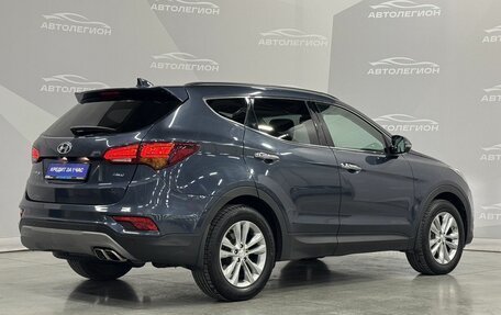 Hyundai Santa Fe III рестайлинг, 2017 год, 2 300 000 рублей, 5 фотография