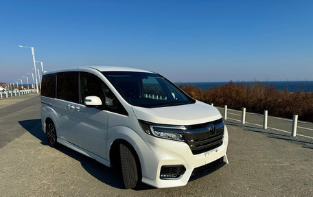 Honda Stepwgn IV, 2021 год, 2 030 000 рублей, 2 фотография