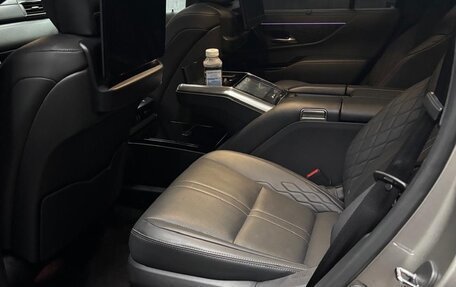 Lexus LX, 2022 год, 16 000 000 рублей, 7 фотография