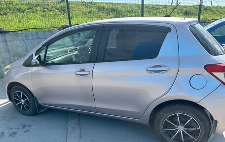 Toyota Vitz, 2011 год, 550 000 рублей, 11 фотография