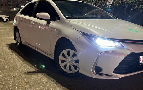 Toyota Corolla, 2022 год, 1 940 000 рублей, 5 фотография