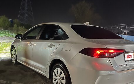 Toyota Corolla, 2022 год, 1 940 000 рублей, 3 фотография