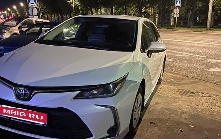 Toyota Corolla, 2022 год, 1 940 000 рублей, 6 фотография