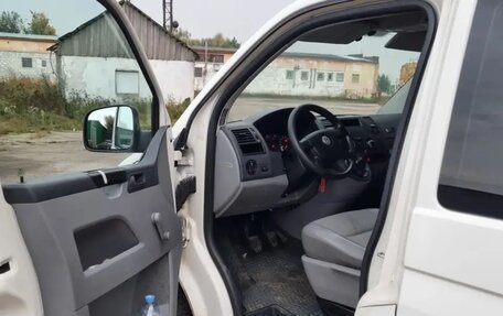 Volkswagen Transporter T5 рестайлинг, 2009 год, 1 260 000 рублей, 9 фотография