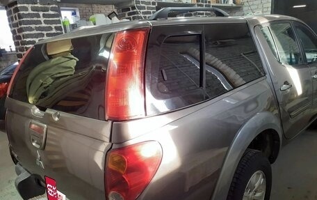 Mitsubishi L200 IV рестайлинг, 2013 год, 1 150 000 рублей, 4 фотография