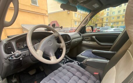 Toyota Sequoia II рестайлинг, 2002 год, 1 280 000 рублей, 8 фотография