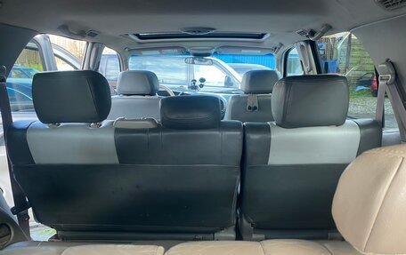 Toyota Sequoia II рестайлинг, 2002 год, 1 280 000 рублей, 17 фотография