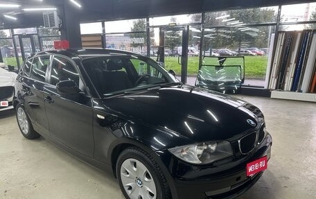 BMW 1 серия, 2010 год, 690 000 рублей, 1 фотография