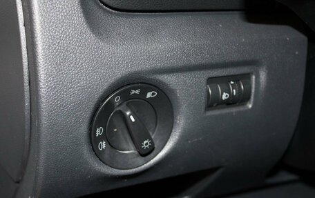 Skoda Fabia II, 2011 год, 555 000 рублей, 20 фотография