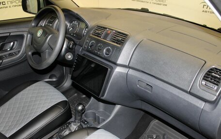 Skoda Fabia II, 2011 год, 555 000 рублей, 28 фотография