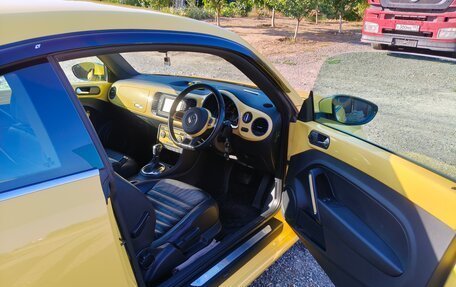 Volkswagen Beetle, 2012 год, 1 249 000 рублей, 23 фотография