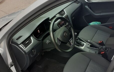 Skoda Octavia, 2018 год, 1 690 000 рублей, 7 фотография