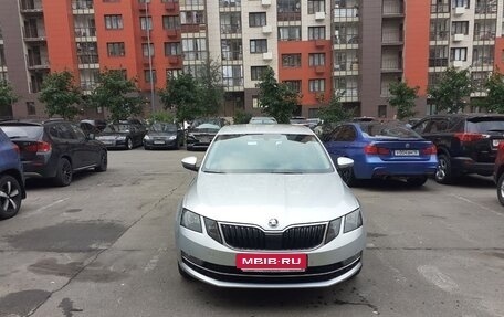 Skoda Octavia, 2018 год, 1 690 000 рублей, 2 фотография