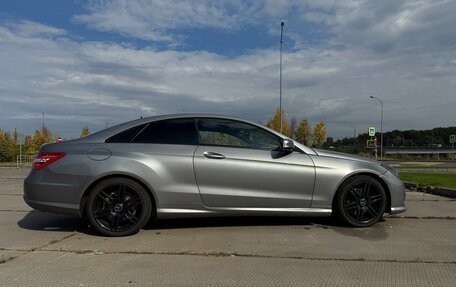Mercedes-Benz E-Класс, 2013 год, 1 400 000 рублей, 6 фотография