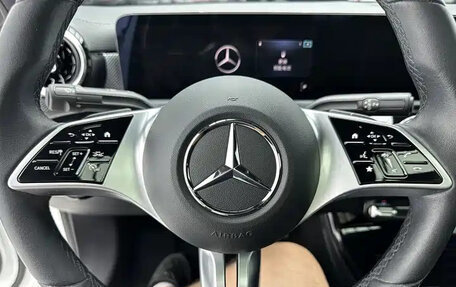 Mercedes-Benz A-Класс, 2023 год, 2 250 000 рублей, 7 фотография