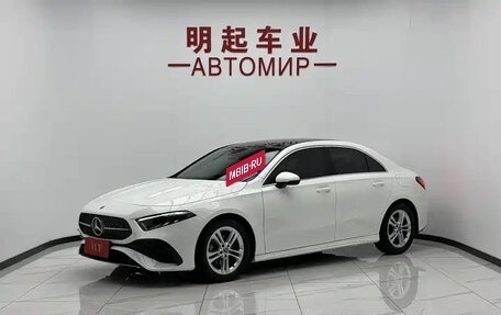 Mercedes-Benz A-Класс, 2023 год, 2 250 000 рублей, 2 фотография