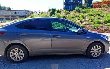 Hyundai Solaris II рестайлинг, 2018 год, 790 000 рублей, 4 фотография