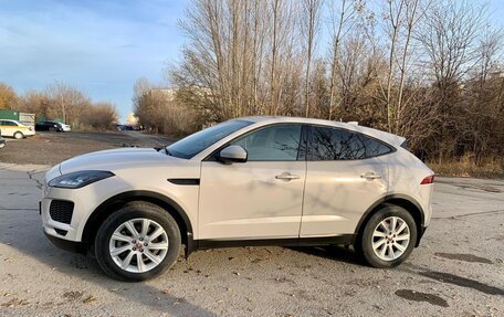 Jaguar E-Pace, 2018 год, 3 150 000 рублей, 4 фотография