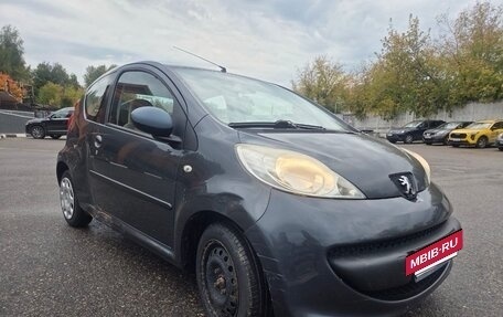 Peugeot 107 I рестайлинг, 2007 год, 320 000 рублей, 3 фотография