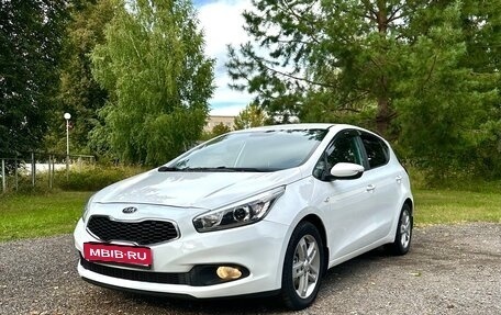 KIA cee'd III, 2015 год, 890 000 рублей, 1 фотография