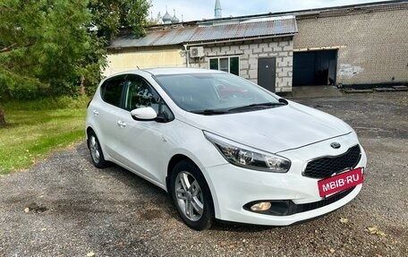 KIA cee'd III, 2015 год, 890 000 рублей, 3 фотография