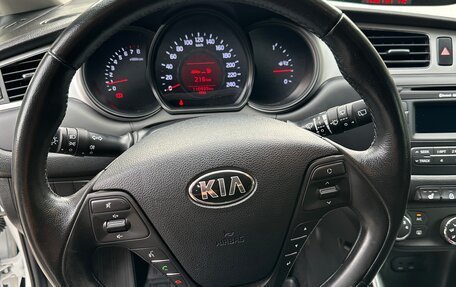 KIA cee'd III, 2015 год, 890 000 рублей, 20 фотография