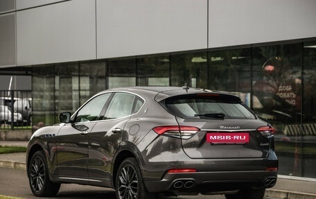 Maserati Levante I, 2022 год, 6 499 000 рублей, 8 фотография