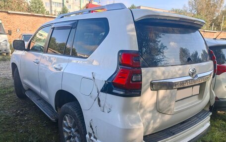 Toyota Land Cruiser Prado 150 рестайлинг 2, 2014 год, 2 800 000 рублей, 8 фотография