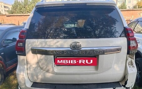 Toyota Land Cruiser Prado 150 рестайлинг 2, 2014 год, 2 800 000 рублей, 10 фотография