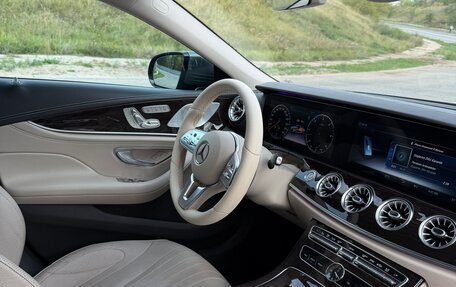 Mercedes-Benz CLS, 2018 год, 5 000 000 рублей, 6 фотография