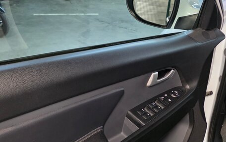 KIA Sportage III, 2011 год, 1 100 000 рублей, 12 фотография