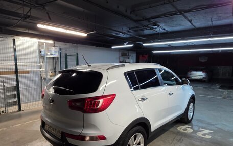 KIA Sportage III, 2011 год, 1 100 000 рублей, 14 фотография