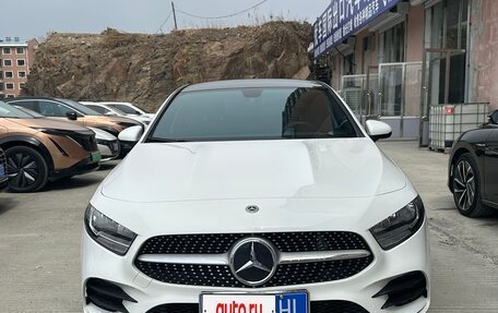 Mercedes-Benz A-Класс, 2022 год, 2 400 000 рублей, 2 фотография