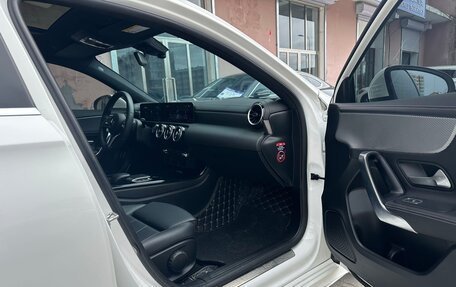Mercedes-Benz A-Класс, 2022 год, 2 400 000 рублей, 18 фотография