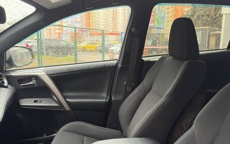 Toyota RAV4, 2019 год, 2 500 000 рублей, 5 фотография