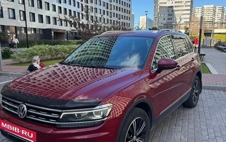 Volkswagen Tiguan II, 2018 год, 2 530 000 рублей, 3 фотография