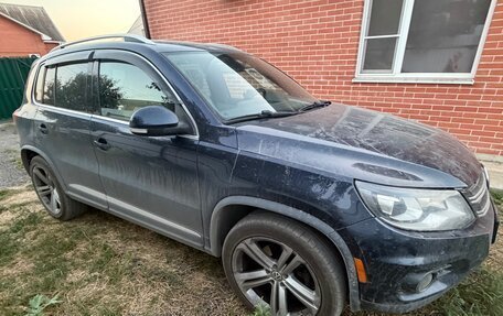 Volkswagen Tiguan I, 2015 год, 1 250 000 рублей, 2 фотография