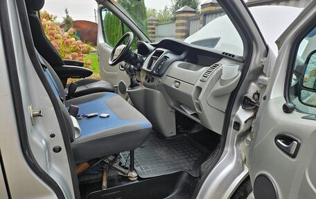 Renault Trafic, 2010 год, 1 800 000 рублей, 17 фотография