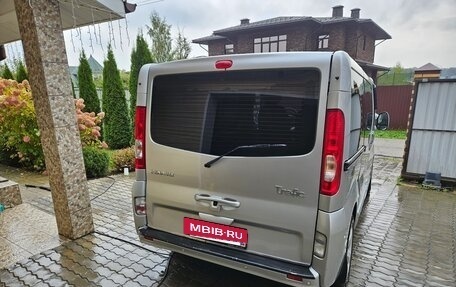 Renault Trafic, 2010 год, 1 800 000 рублей, 8 фотография
