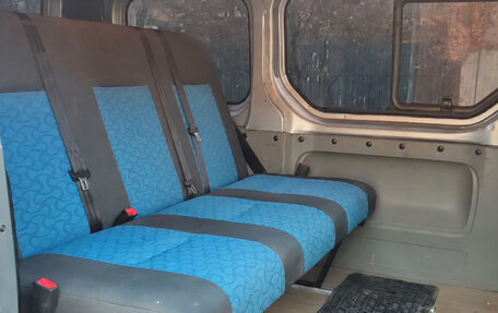 Renault Trafic, 2010 год, 1 800 000 рублей, 21 фотография
