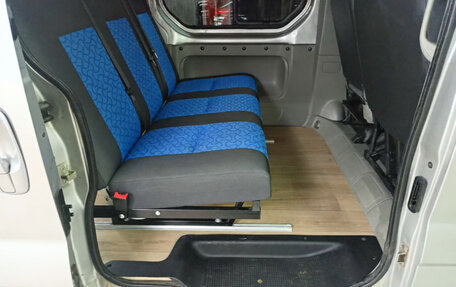 Renault Trafic, 2010 год, 1 800 000 рублей, 23 фотография