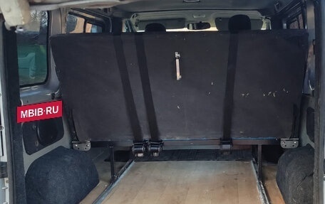 Renault Trafic, 2010 год, 1 800 000 рублей, 22 фотография