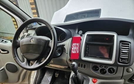 Renault Trafic, 2010 год, 1 800 000 рублей, 19 фотография