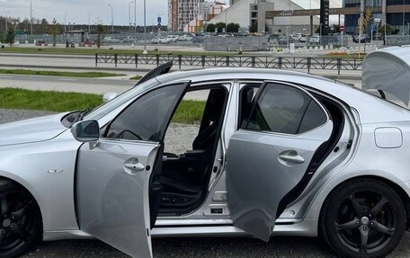 Lexus IS II рестайлинг 2, 2006 год, 870 000 рублей, 3 фотография