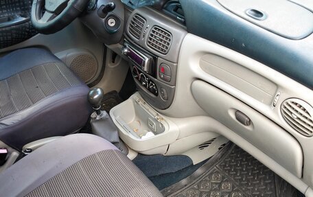 Renault Scenic III, 2000 год, 175 000 рублей, 2 фотография