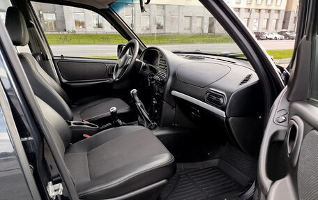 Chevrolet Niva I рестайлинг, 2012 год, 550 000 рублей, 5 фотография